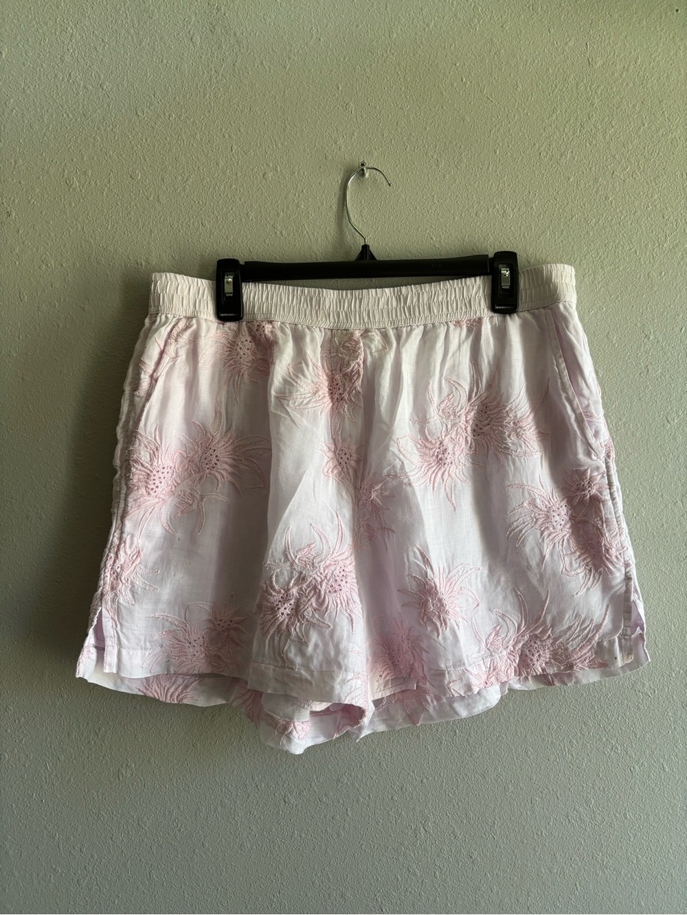 Rag & Bone Light Pink Embroidered Women’s Shorts